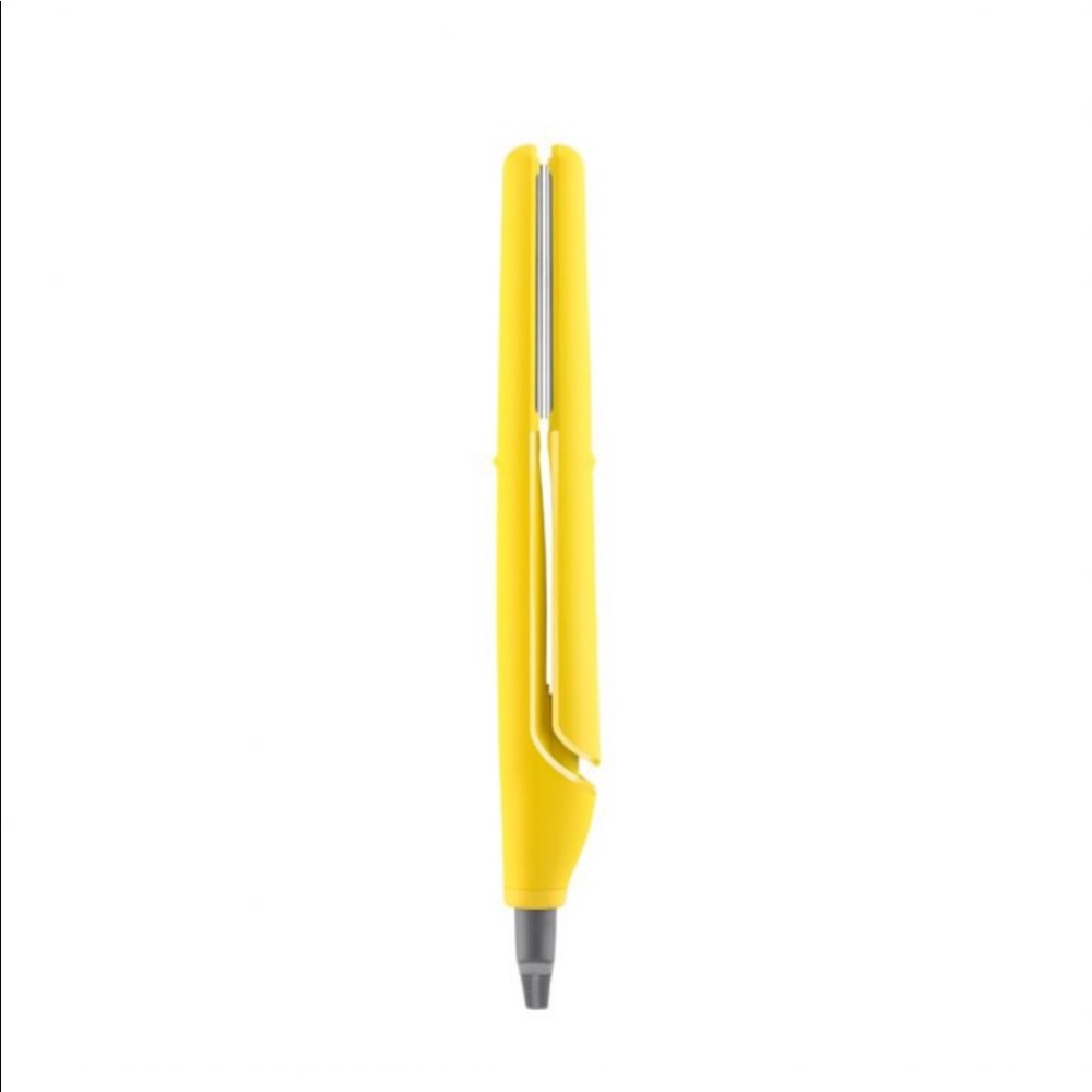 The Tress Press Straightening Iron